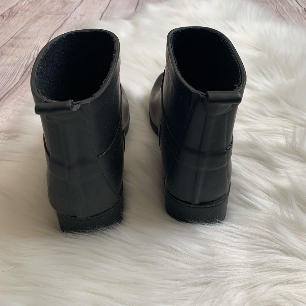 Lucky Brand Rebeka Black Ankle Rain Boots - Picture 5 of 8